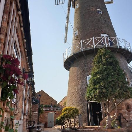 Готель The Windmill Скарборо Екстер'єр фото