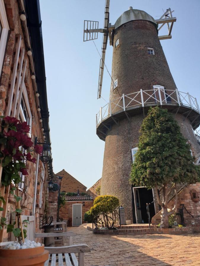 Готель The Windmill Скарборо Екстер'єр фото