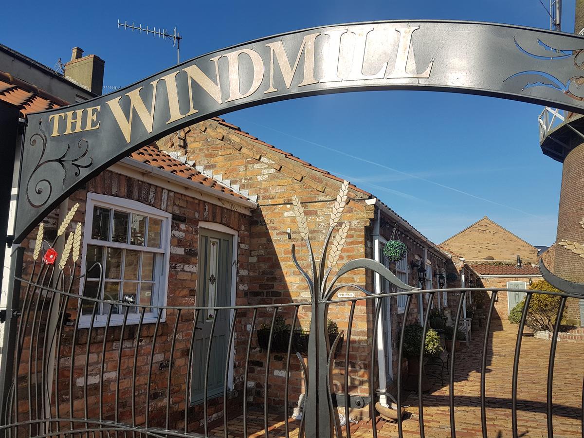Готель The Windmill Скарборо Екстер'єр фото